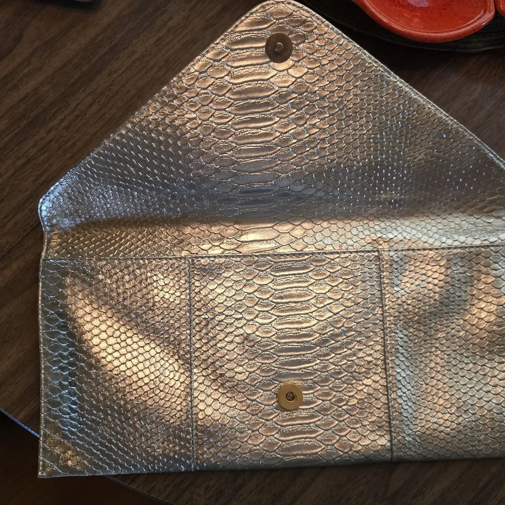 Urban Expressions Elegant Gold Snake Print Clutch NWOT